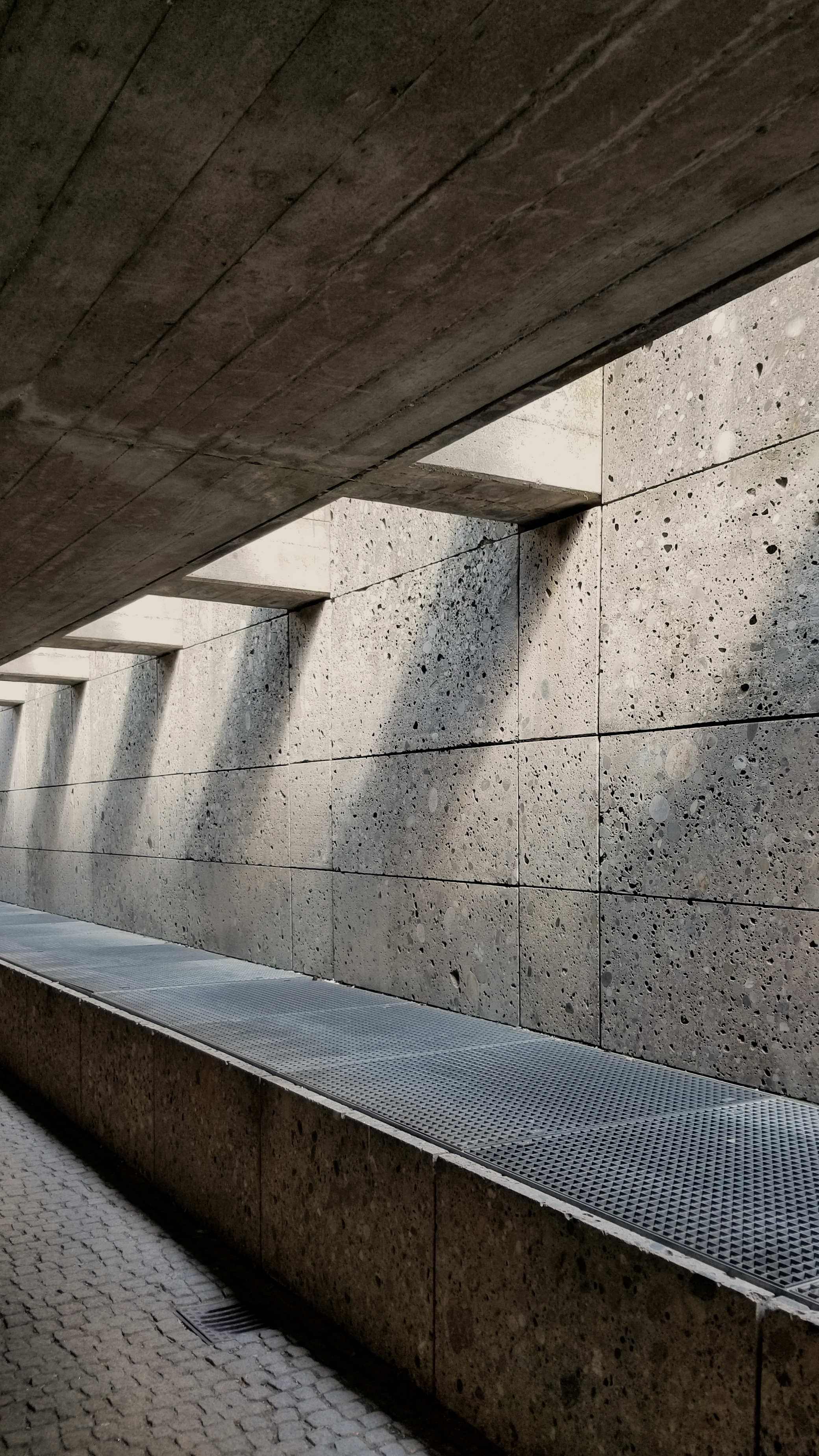 Pedestrian tunnel to english gardens Munich